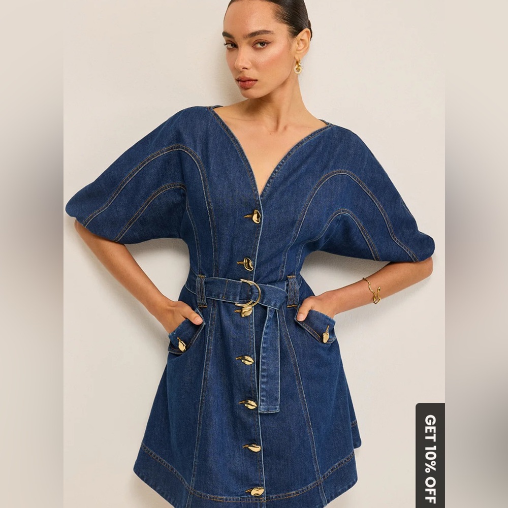 Commense NWT pocketed belted denim mini dress with gold buttons size Large